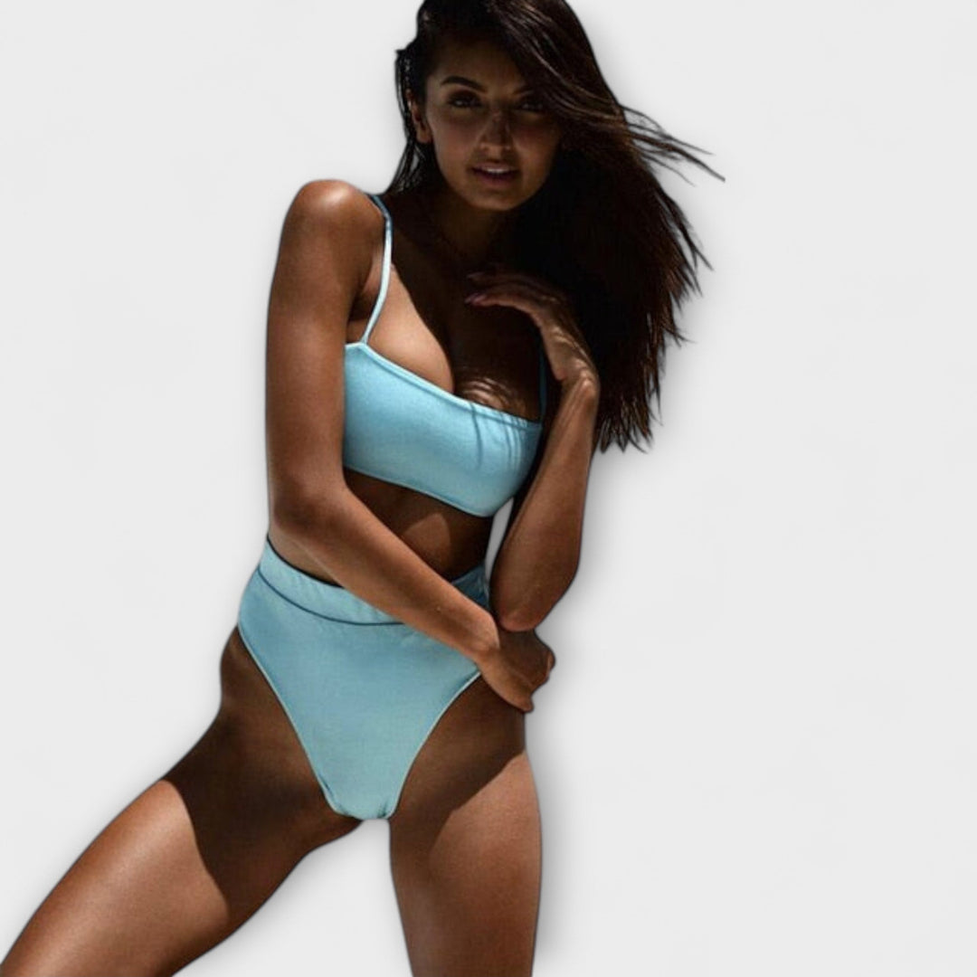 Cláudia | Bikini