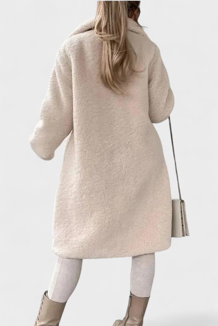 Odete | Elegante casaco teddy em design lussuoso