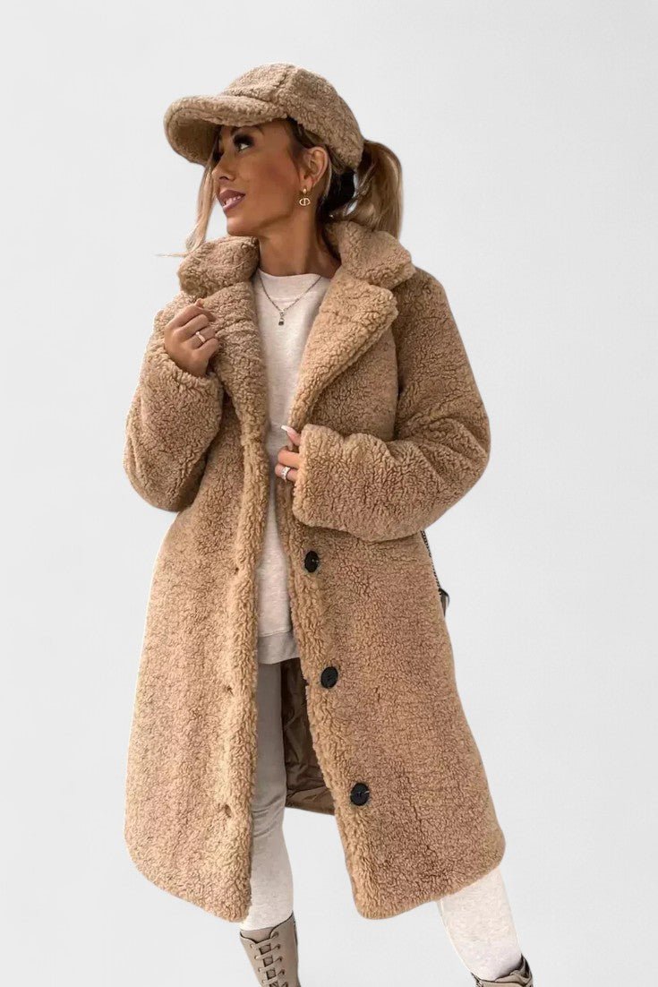 Odete | Elegante casaco teddy em design lussuoso