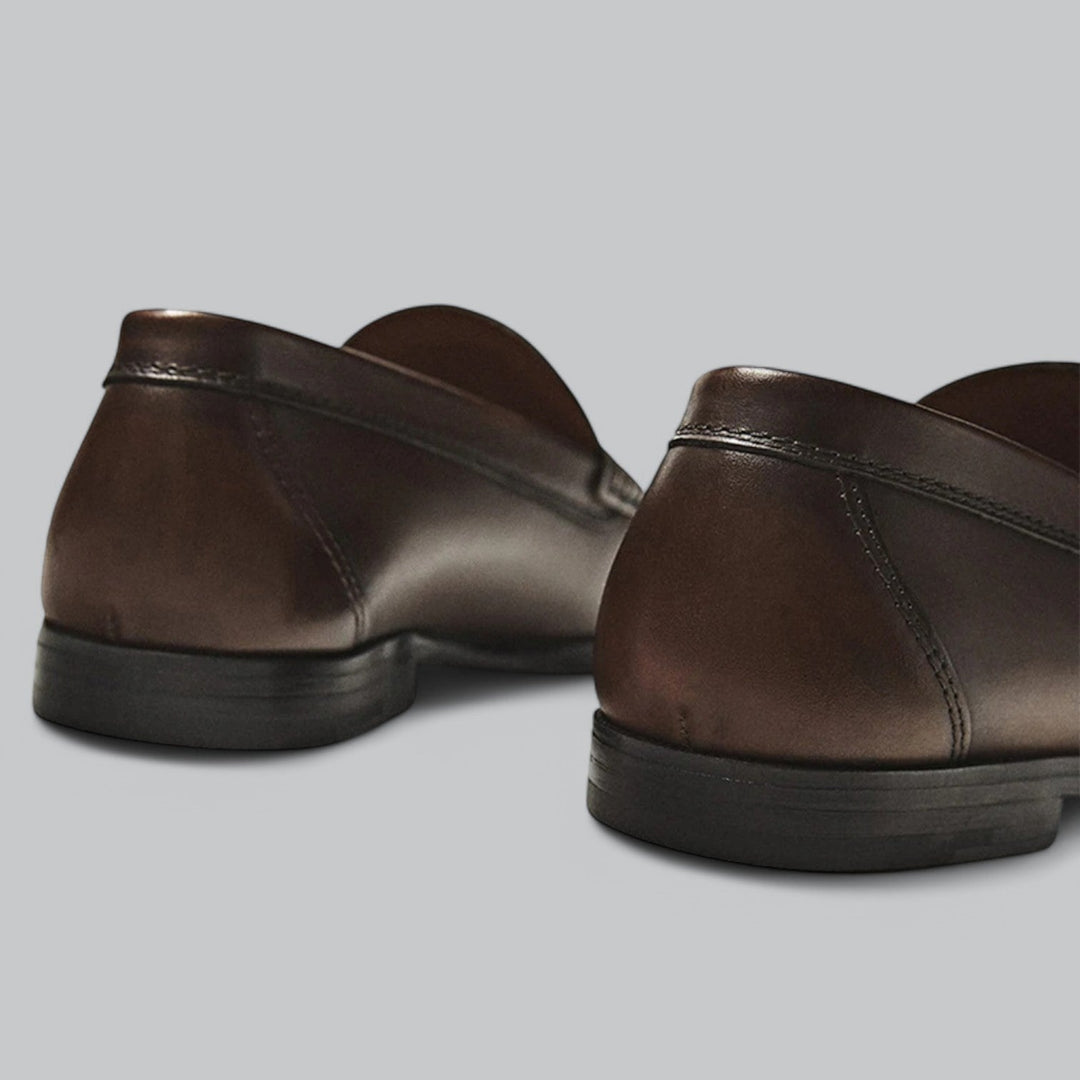 Carlos | Elegantes mocassins em pele