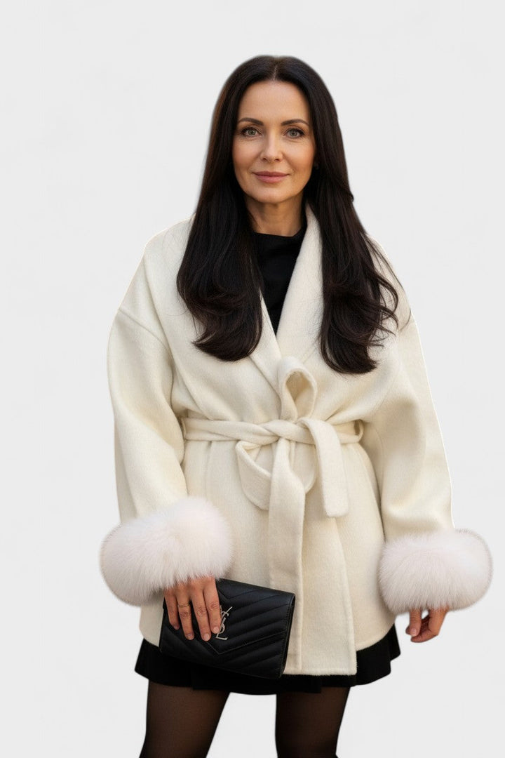 Sandra | Elegante casaco comprido com pele sintética