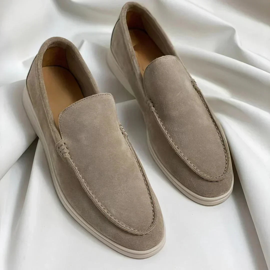 Carlos | Elegantes mocassins em camurça