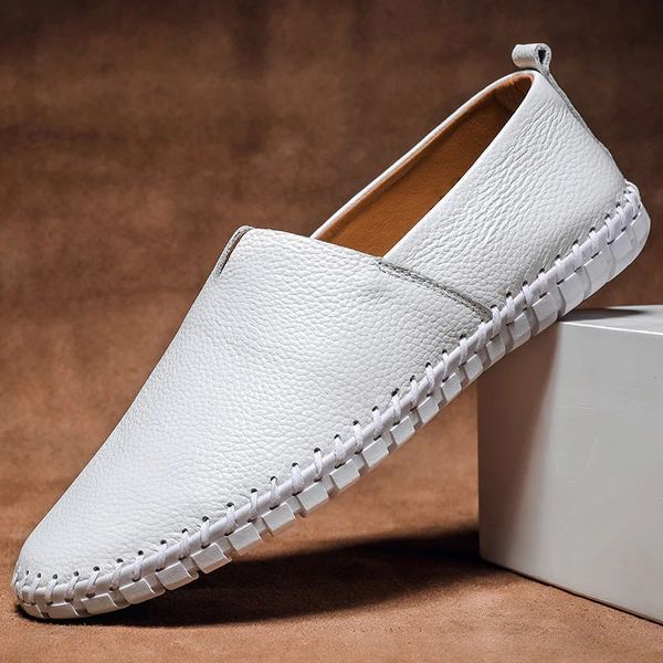 Vítor | Mocassins em pele feitos à mão