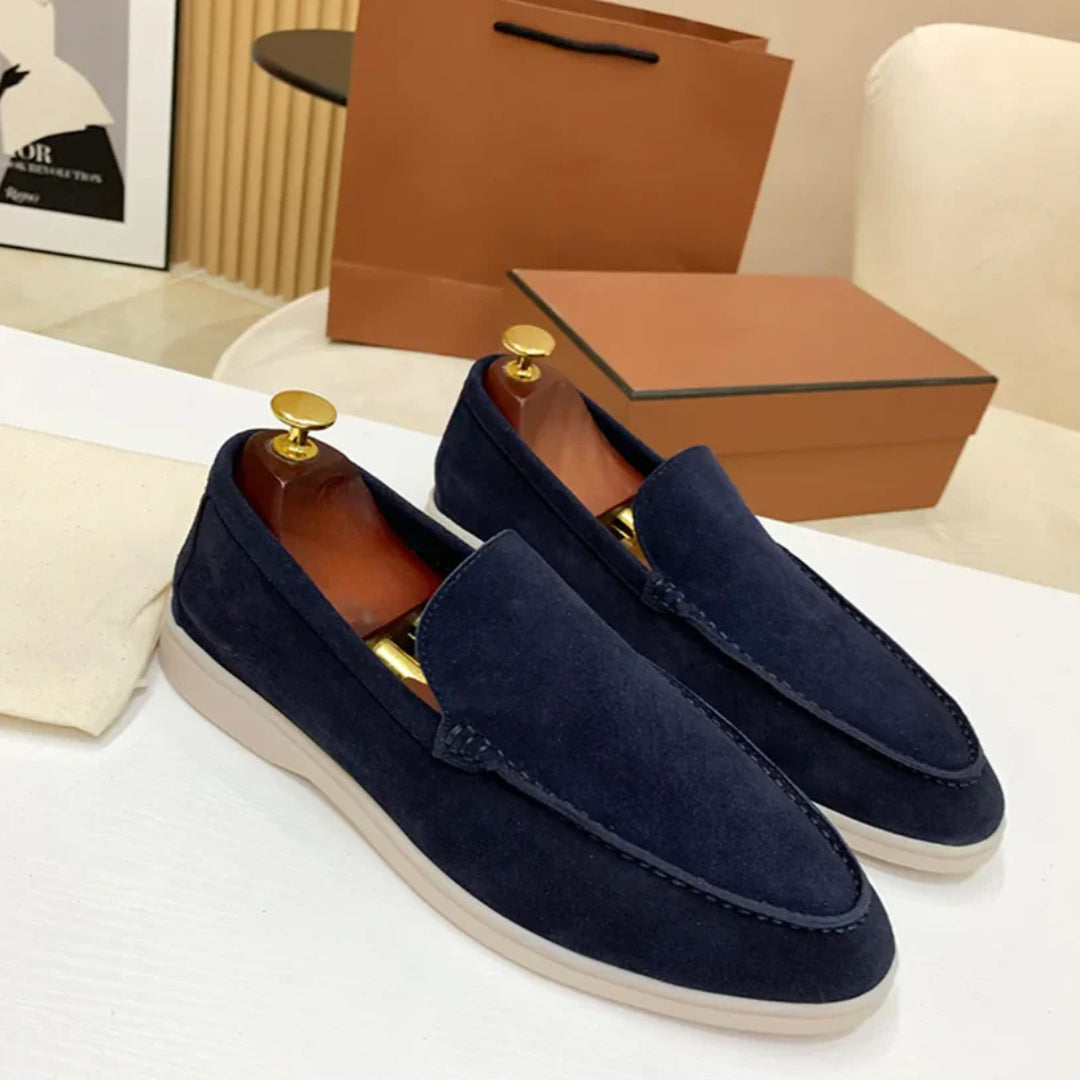 Aníbal | Mocassins em pele em camurça clássicos