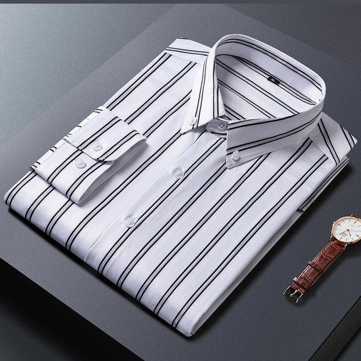 Tiago | Camisa elegante às riscas