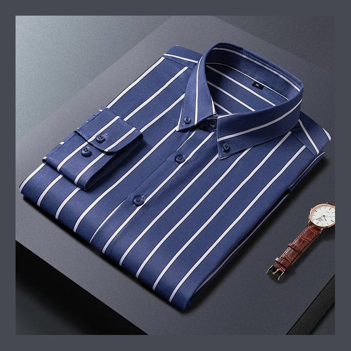 Tiago | Camisa elegante às riscas