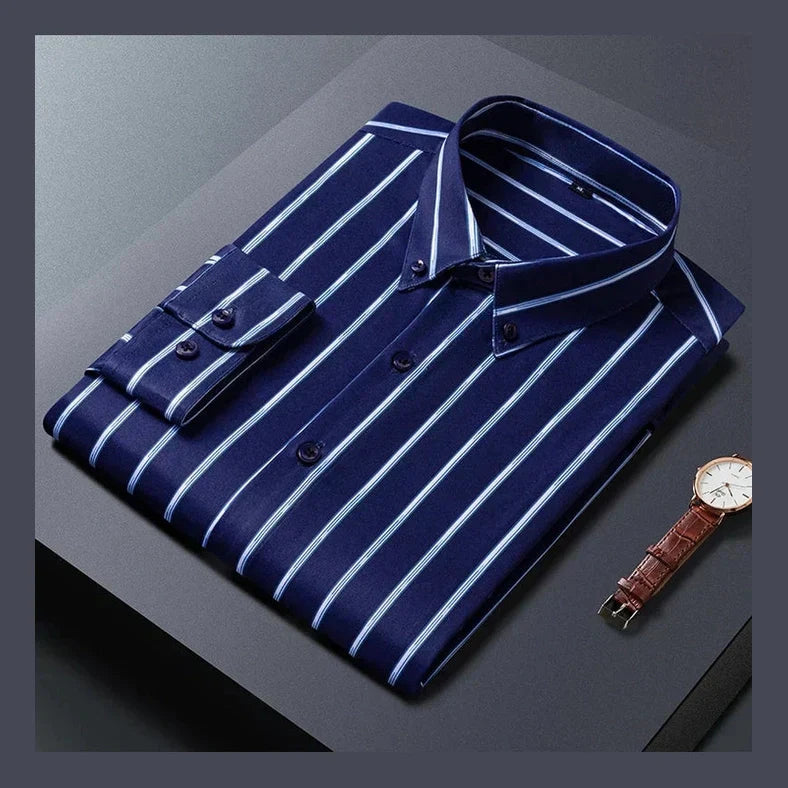 Tiago | Camisa elegante às riscas