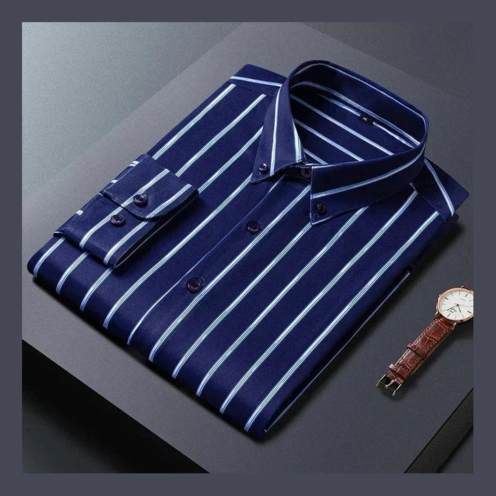 Tiago | Camisa elegante às riscas