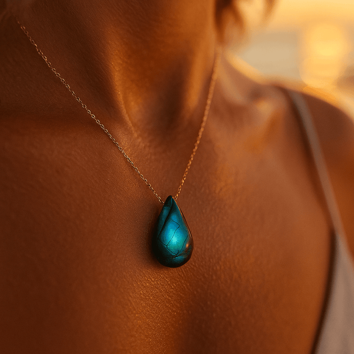 Ana | Colar em labradorite