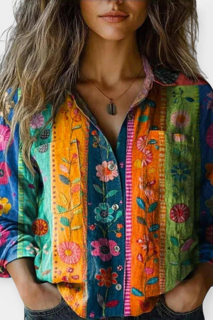 Carla | Blusa vintage com padrão
