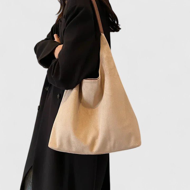 Helena | Mala