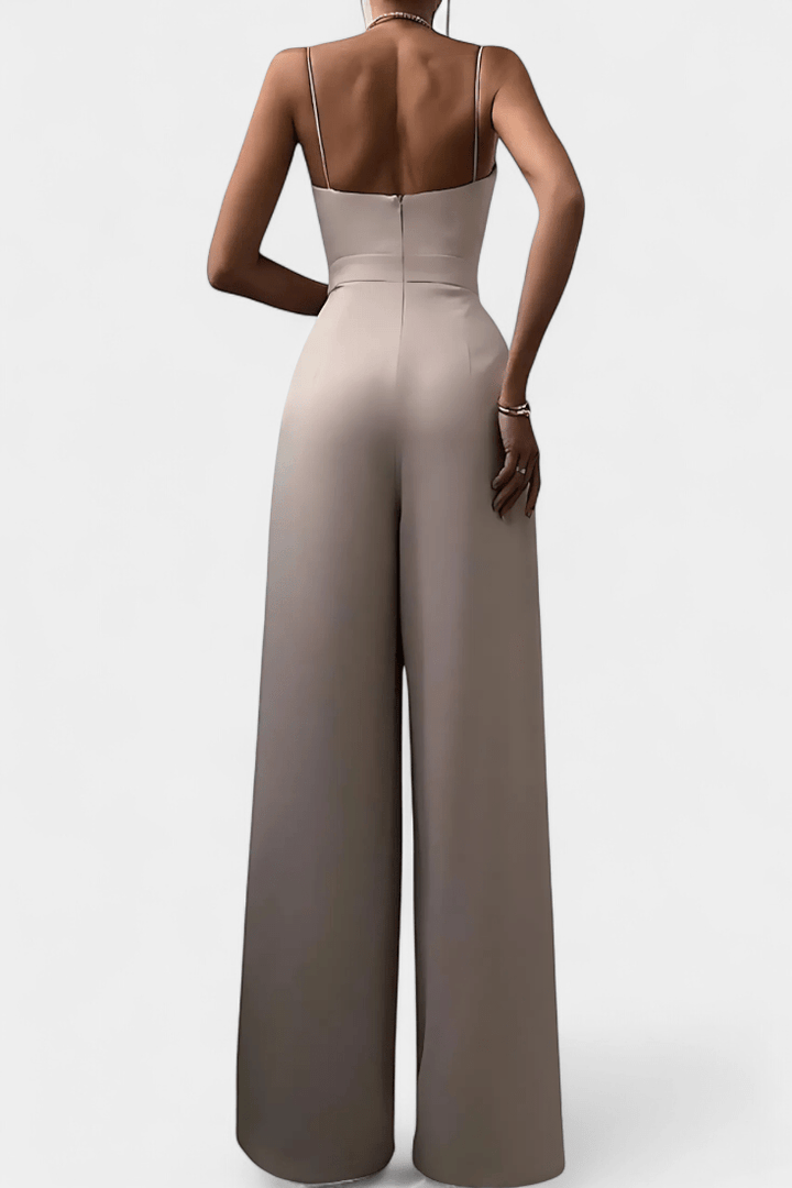 Vera | Overall