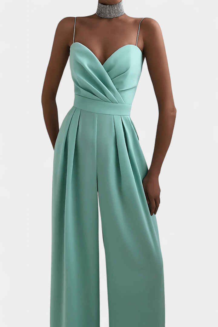 Vera | Overall
